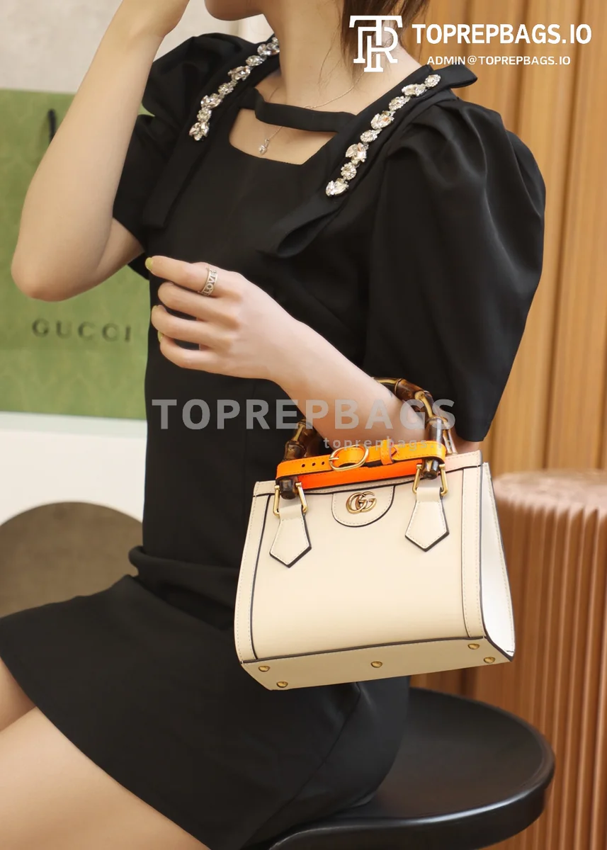 i1628157732_4714_1 Gucci Diana Mini in White