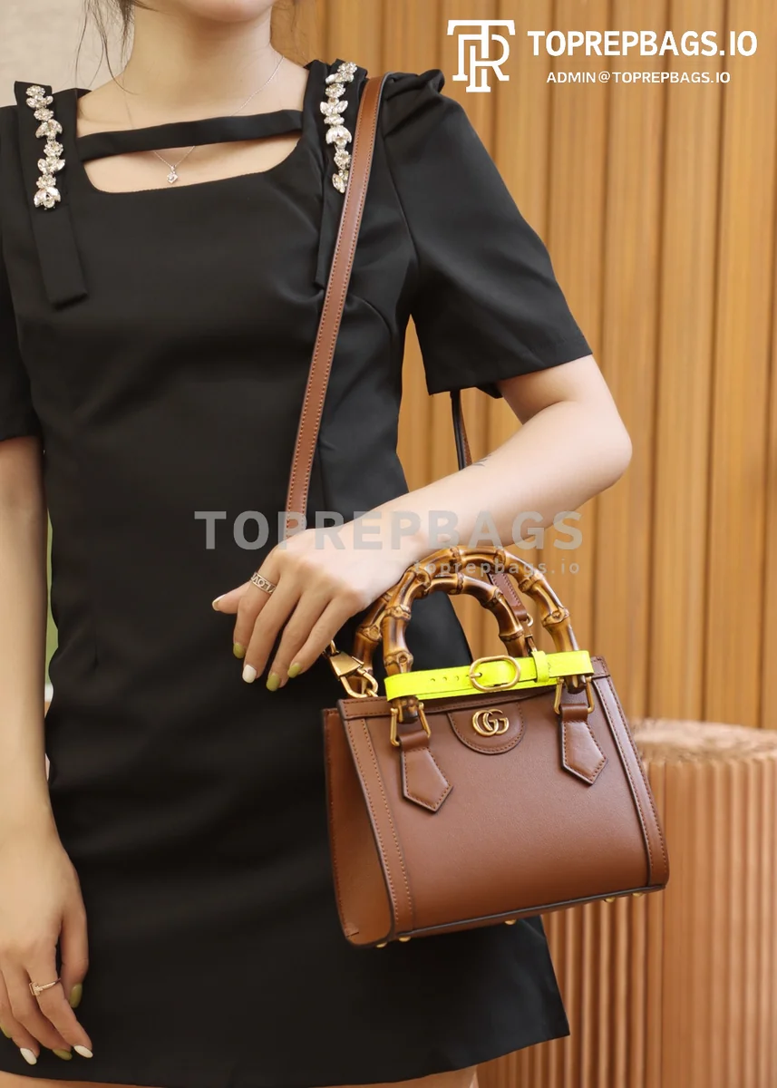 i1628157903_4533_5 Gucci Diana Mini in Brown