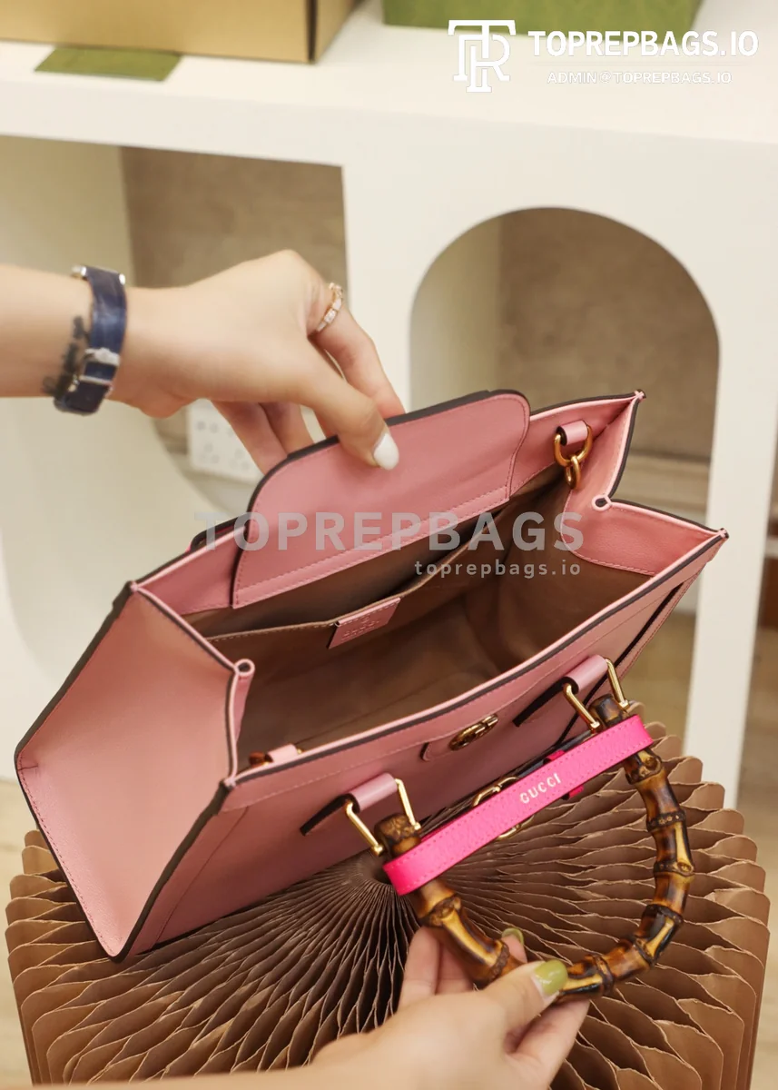 i1628764577_2116_8 Gucci Diana Small in Pink