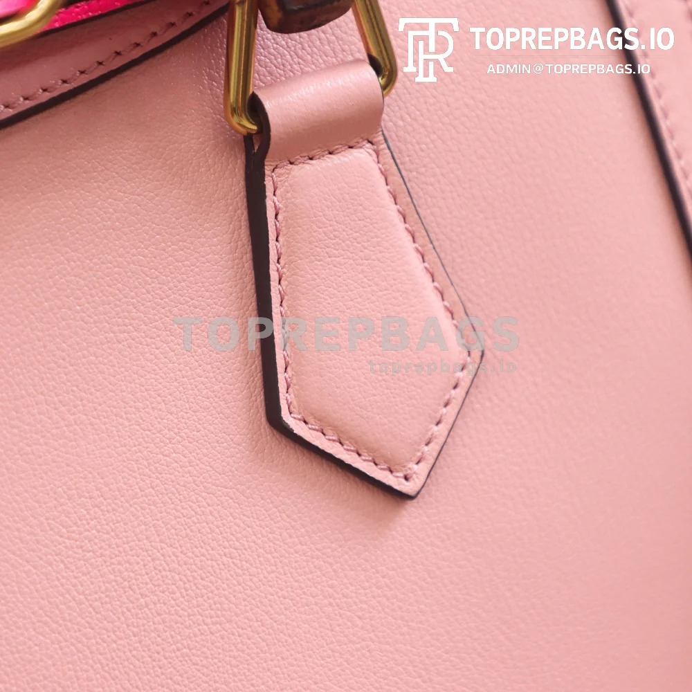 i1628764943_4208_0 Gucci Diana Small in Pink