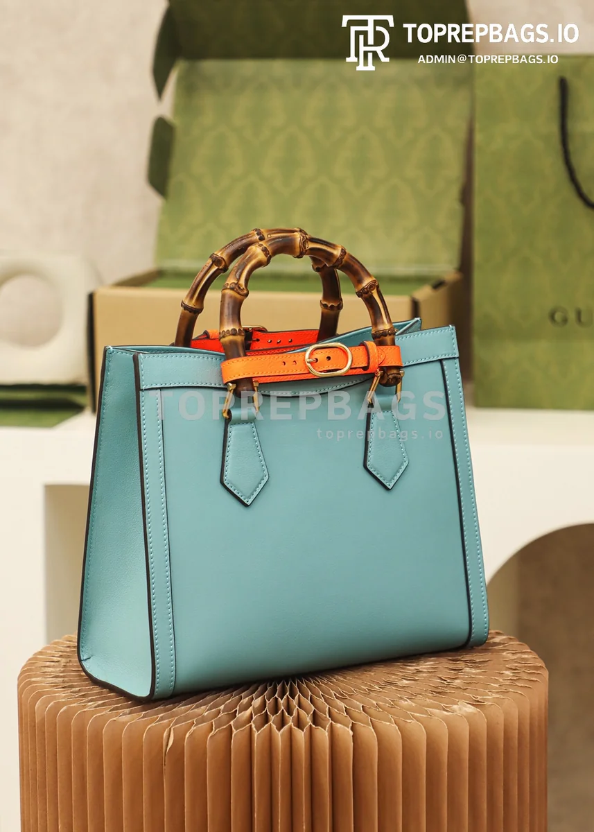 i1628765123_3612_4 Gucci Diana Small in Blue