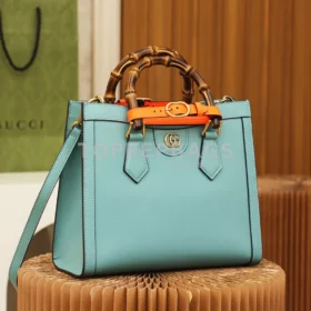 Gucci Diana Small in Blue