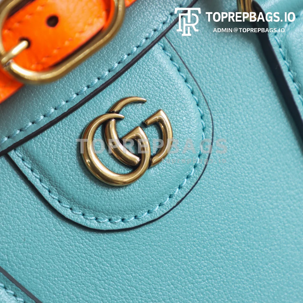 i1628765187_4817_0 Gucci Diana Small in Blue