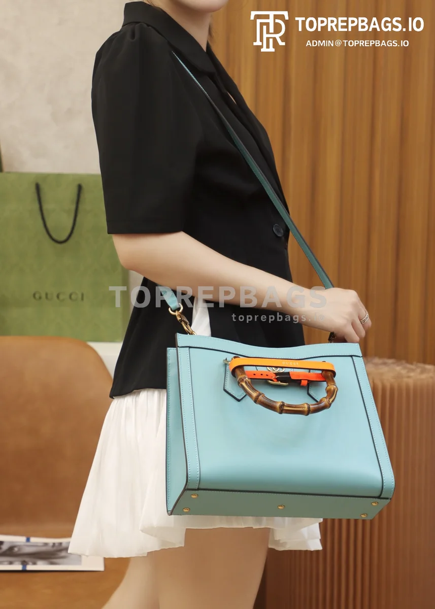 i1628765253_4480_5 Gucci Diana Small in Blue