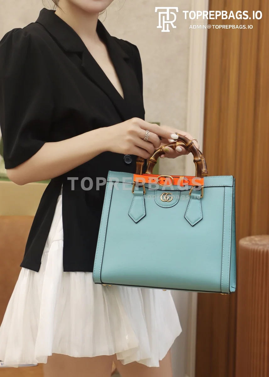 i1628765253_8695_3 Gucci Diana Small in Blue