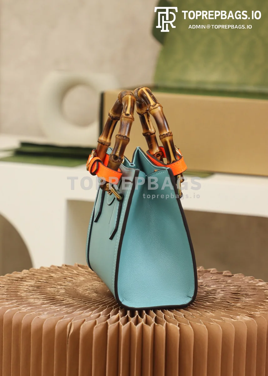 i1628768238_2368_3 Gucci Diana Mini in Blue