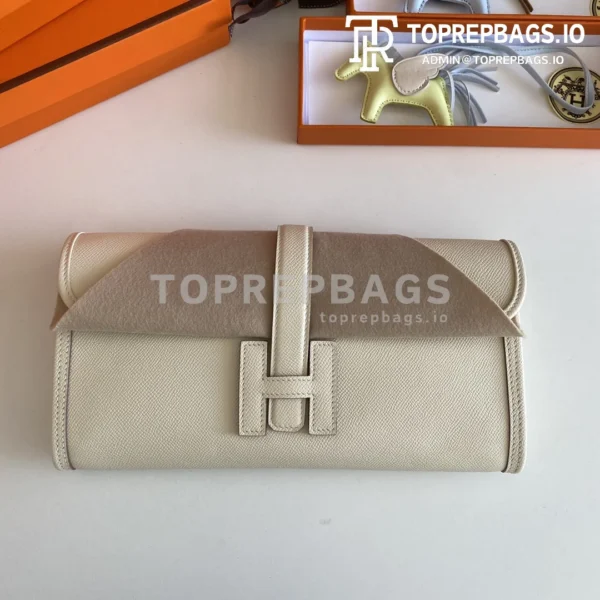 i1634635330_8639_0 Hermes Jige in White