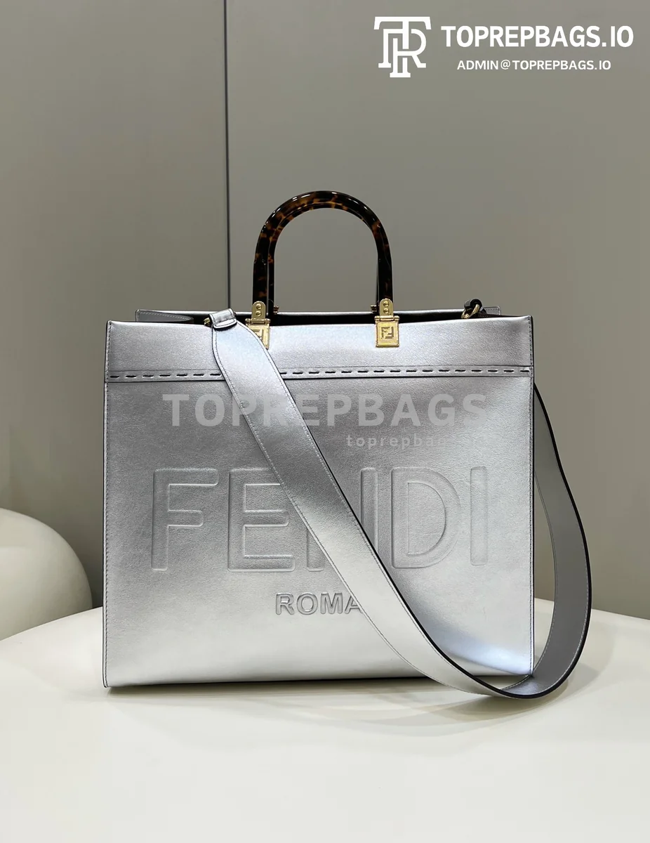 i1647598403_454_0 Fendi Sunshine Shopper 8553 Calfskin Leather Gold-tone Hardware Tote Bag detailed product image