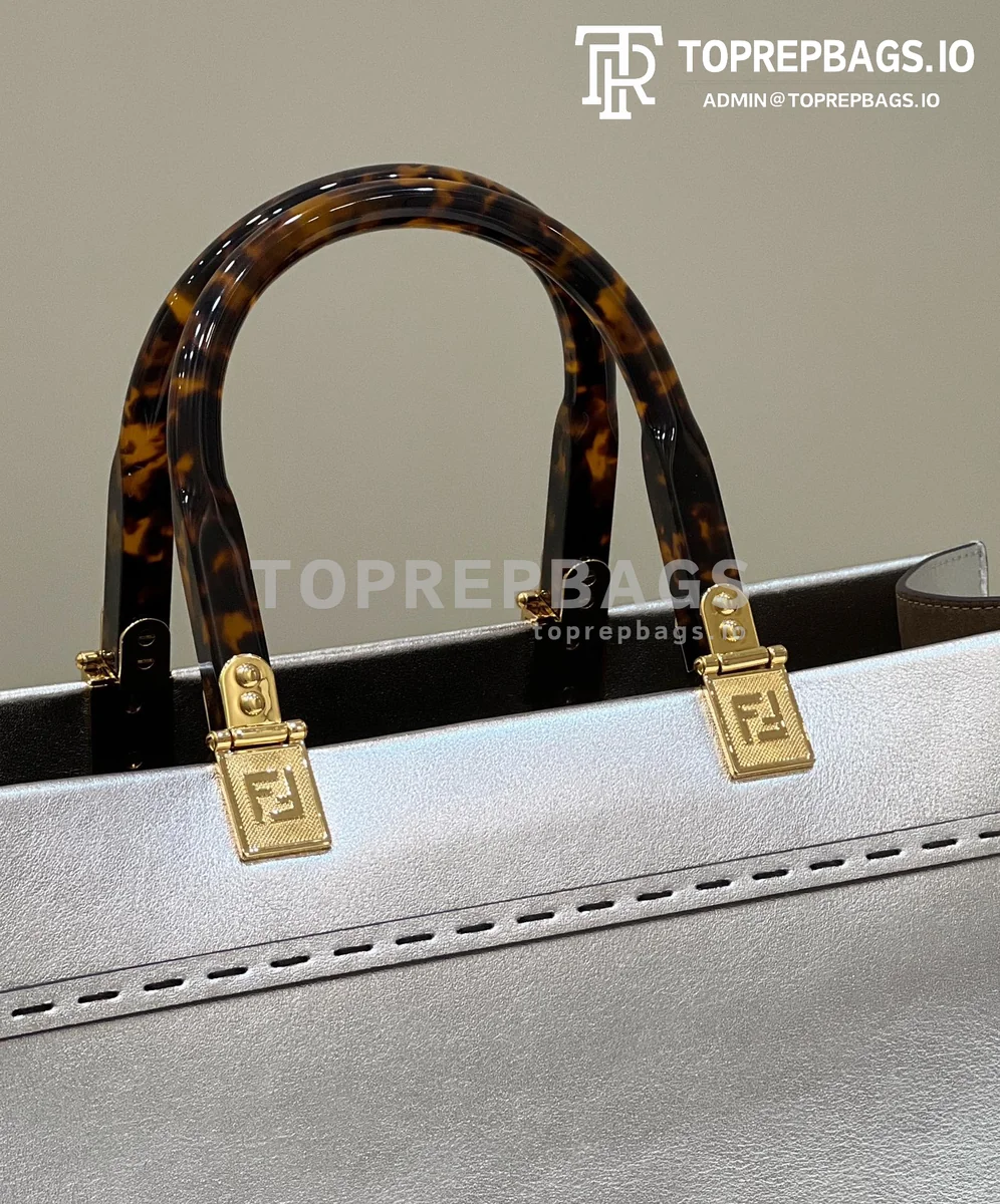 i1647598403_8746_2 Fendi Sunshine Shopper 8553 Calfskin Leather Gold-tone Hardware Tote Bag detailed product image