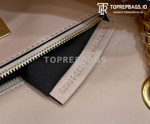 i1648284539_7682_8 Fendi Baguette in Pink