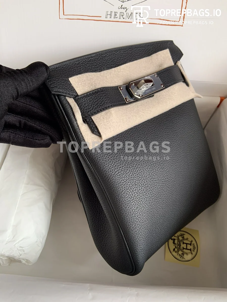 i1656919198_6728_3-1 Hermes HAC A DOS in Black