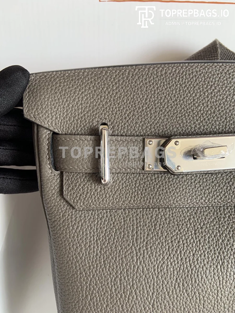 i1656919444_1510_7-1 Hermes HAC A DOS in Grey