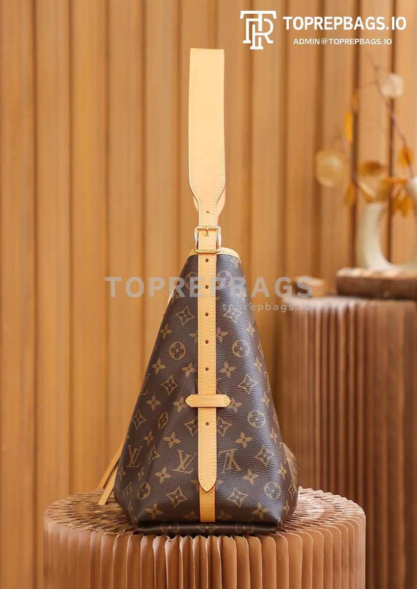 i1659111472_7229_2 Louis Vuitton CarryAll in Brown