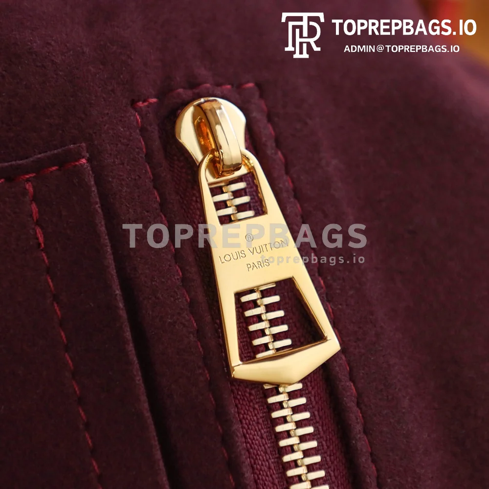 i1659112304_8897_7 Louis Vuitton CarryAll in Brown