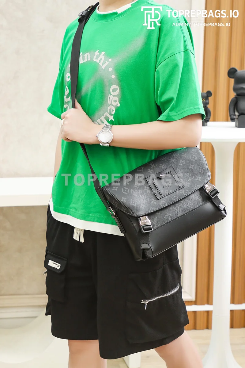 i1666347569_7705_5 Louis Vuitton Voyager Messenger in Black