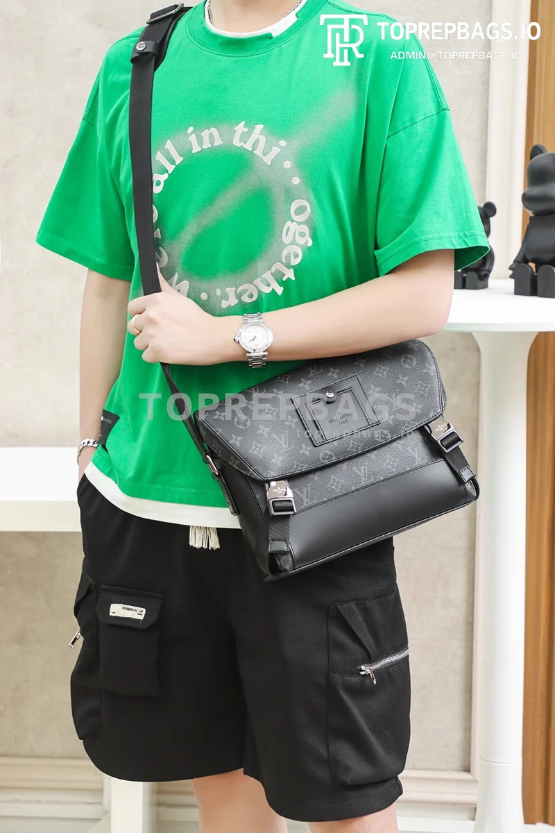 i1666347569_7917_8 Louis Vuitton Voyager Messenger in Black