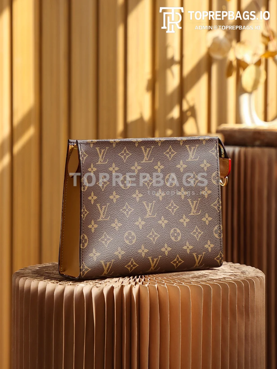 i1666944373_7738_3 Louis Vuitton Toiletry 26 Small in Brown