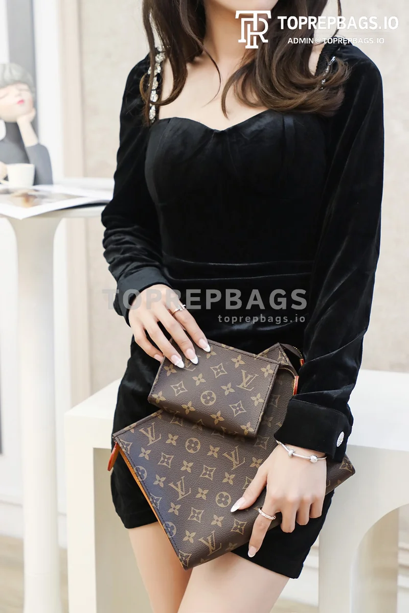 i1666945020_4409_5 Louis Vuitton Toiletry 26 Small in Brown