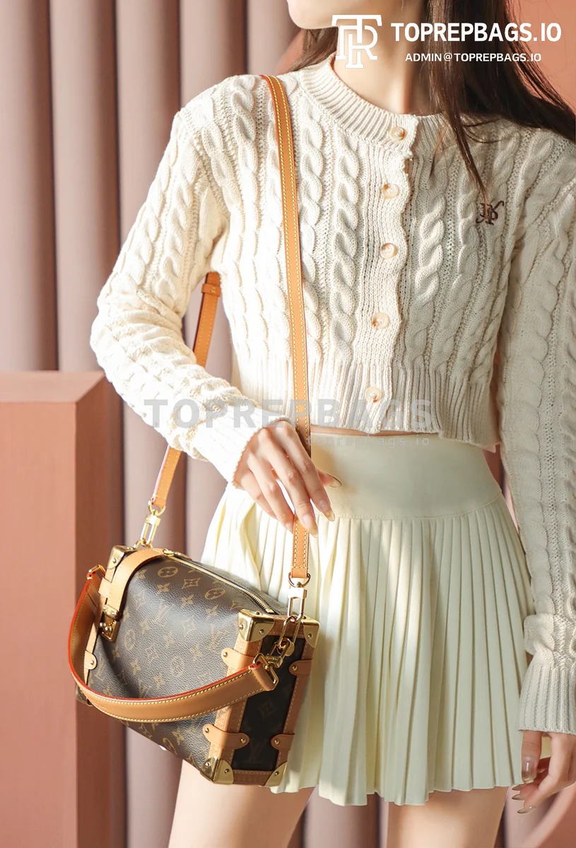 i1671787839_2133_8 Louis Vuitton Side Trunk in Brown