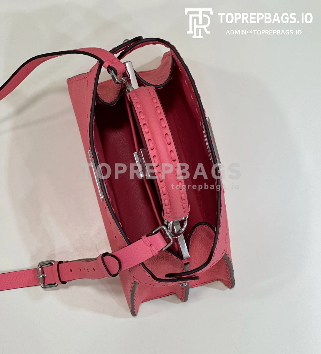 i1678956241_228_8 Fendi Peekaboo Selleria Small in Pink