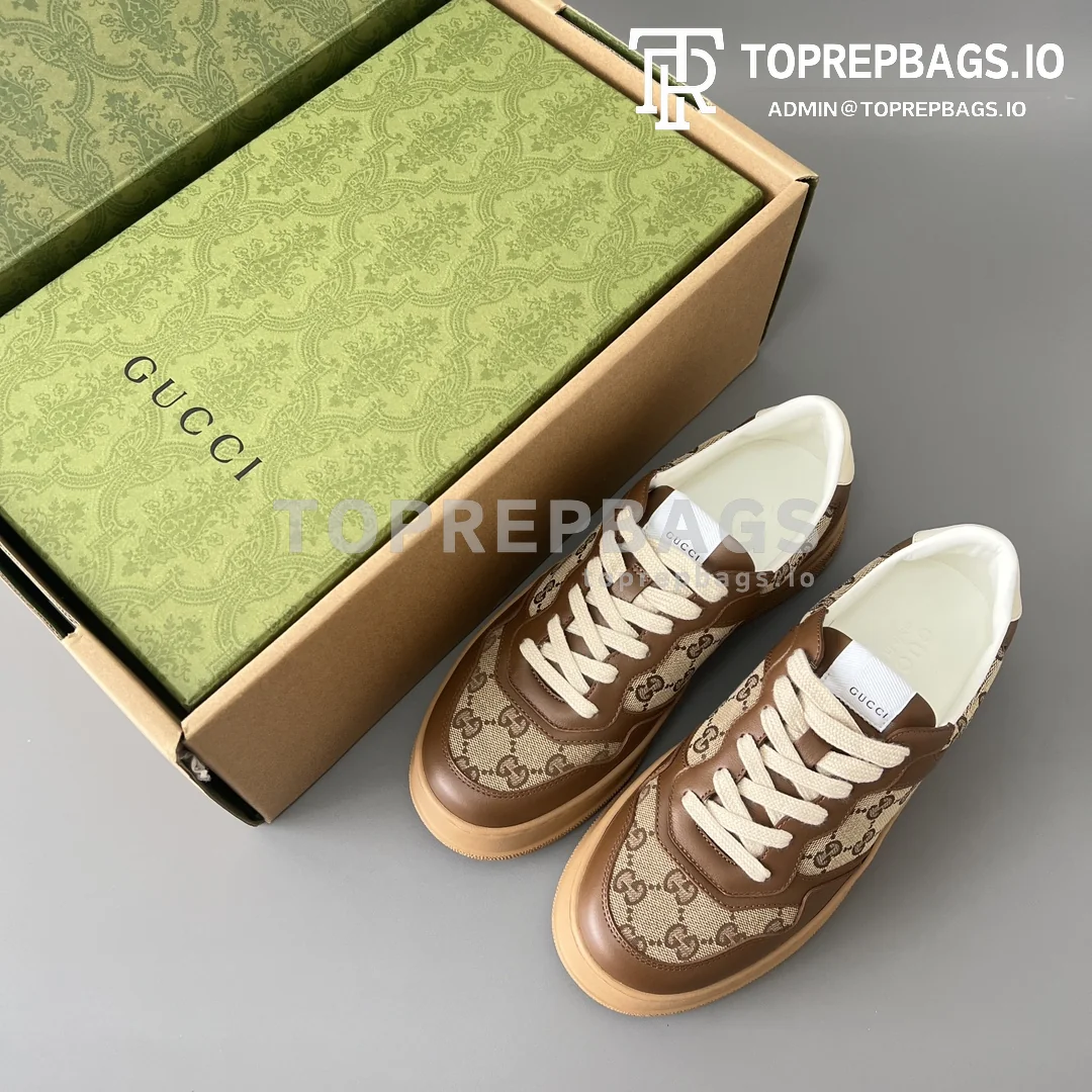 i1681978436_946_8 Gucci Chunky B in Brown