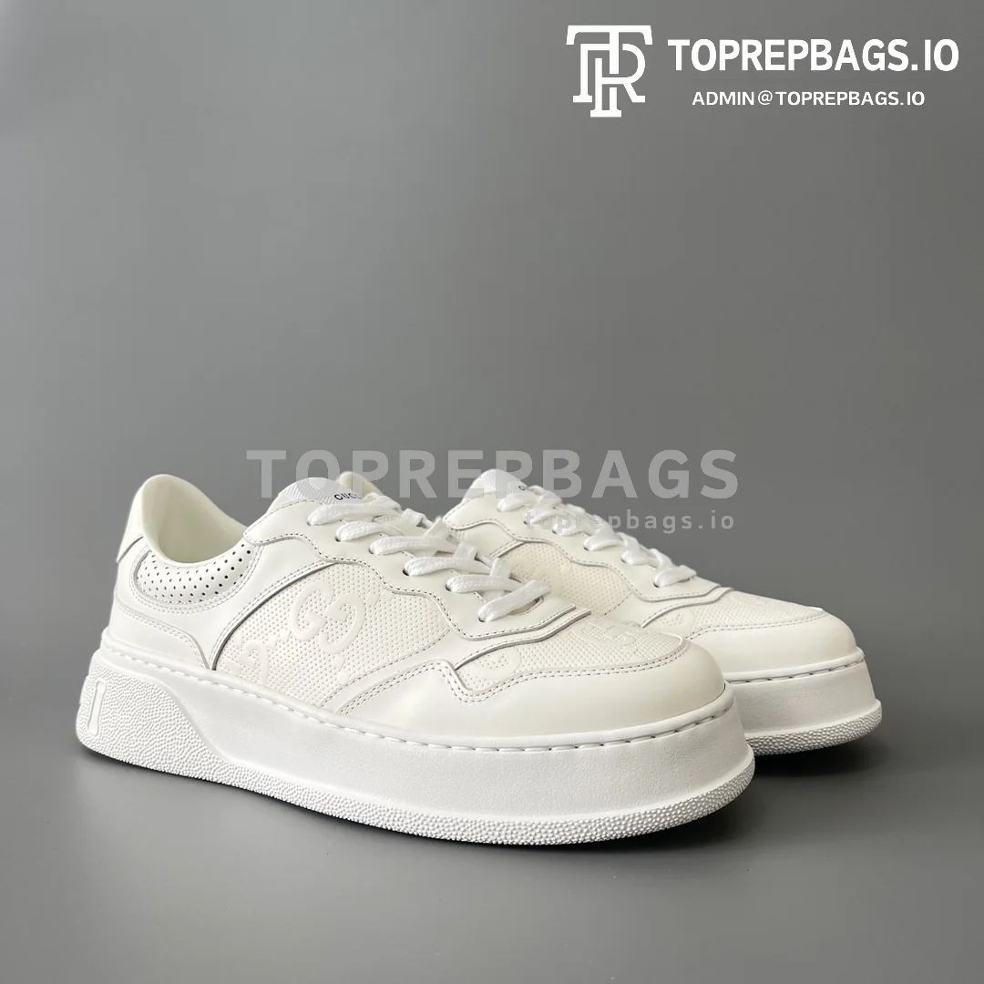 i1681978754_29_2 Gucci in White