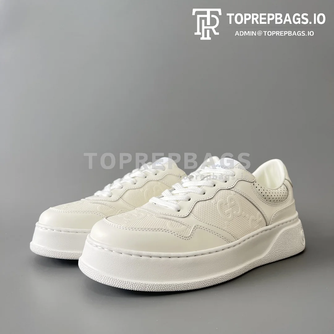 i1681978754_4635_0 Gucci in White