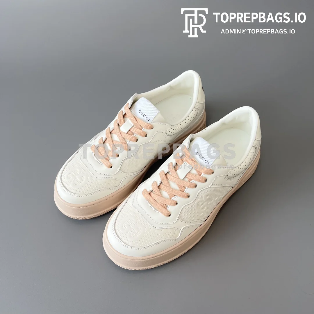 i1681982366_7525_7 Gucci GG Chunky B in White