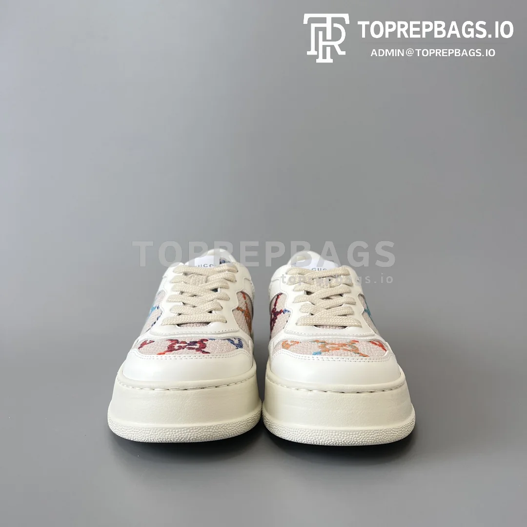 i1681982703_9367_1 Gucci in White