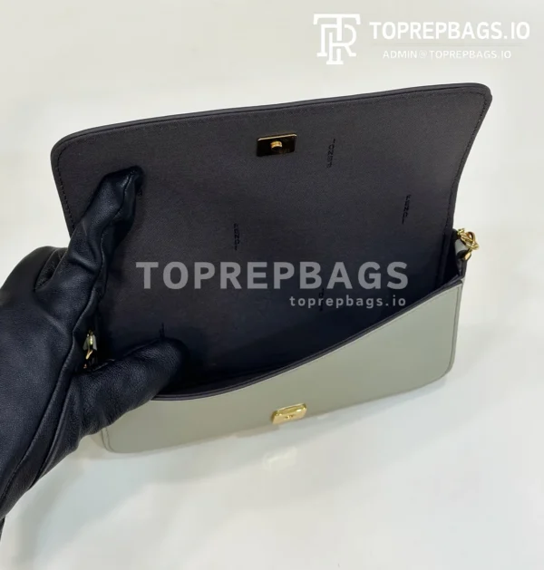 i1681986188_7872_8 Fendi Fendigraphy in Green