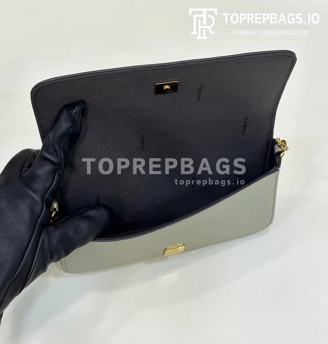 i1681986188_7872_8 Fendi Fendigraphy in Green