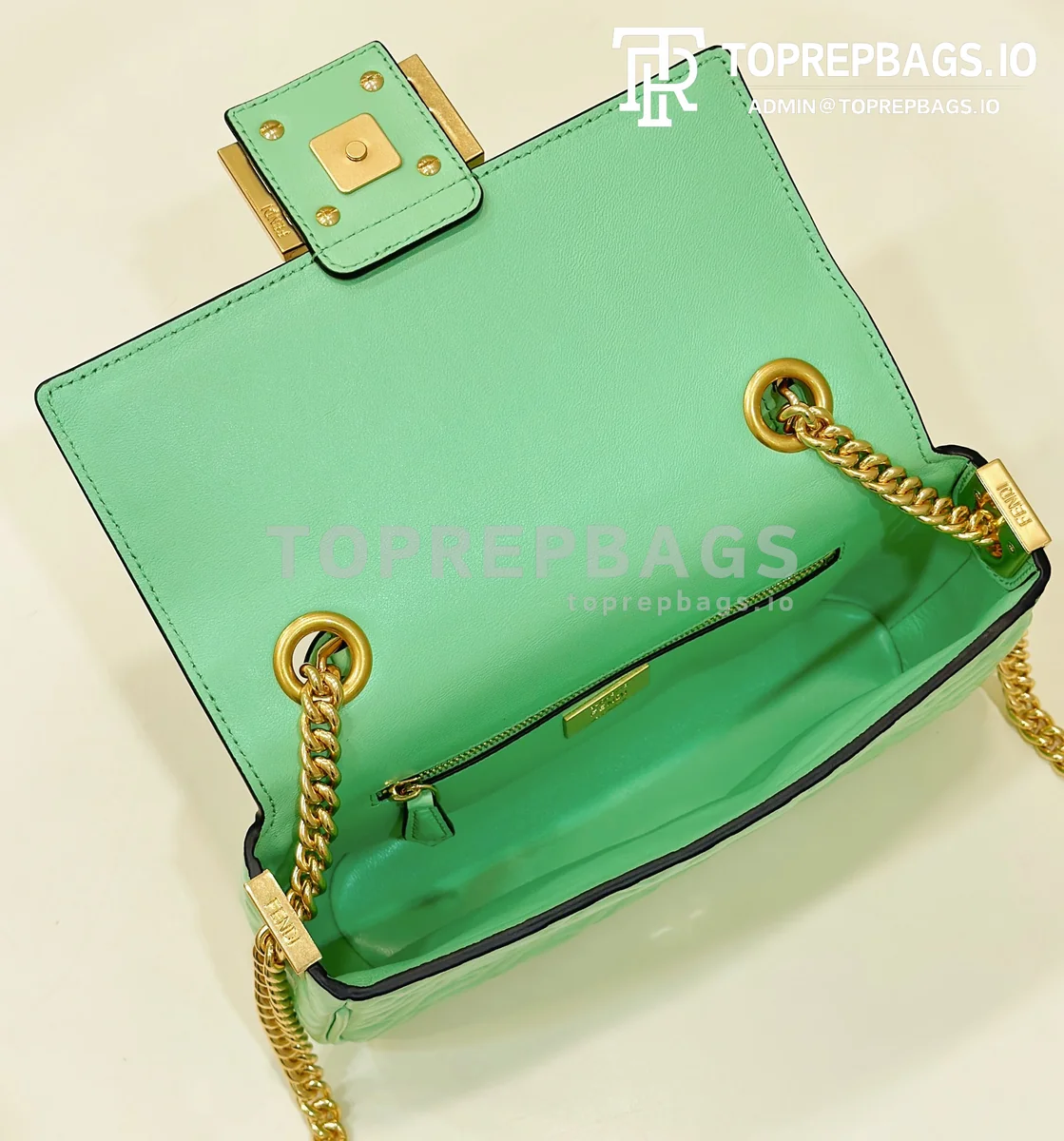 i1683883470_2046_7 Fendi Baguette in Green