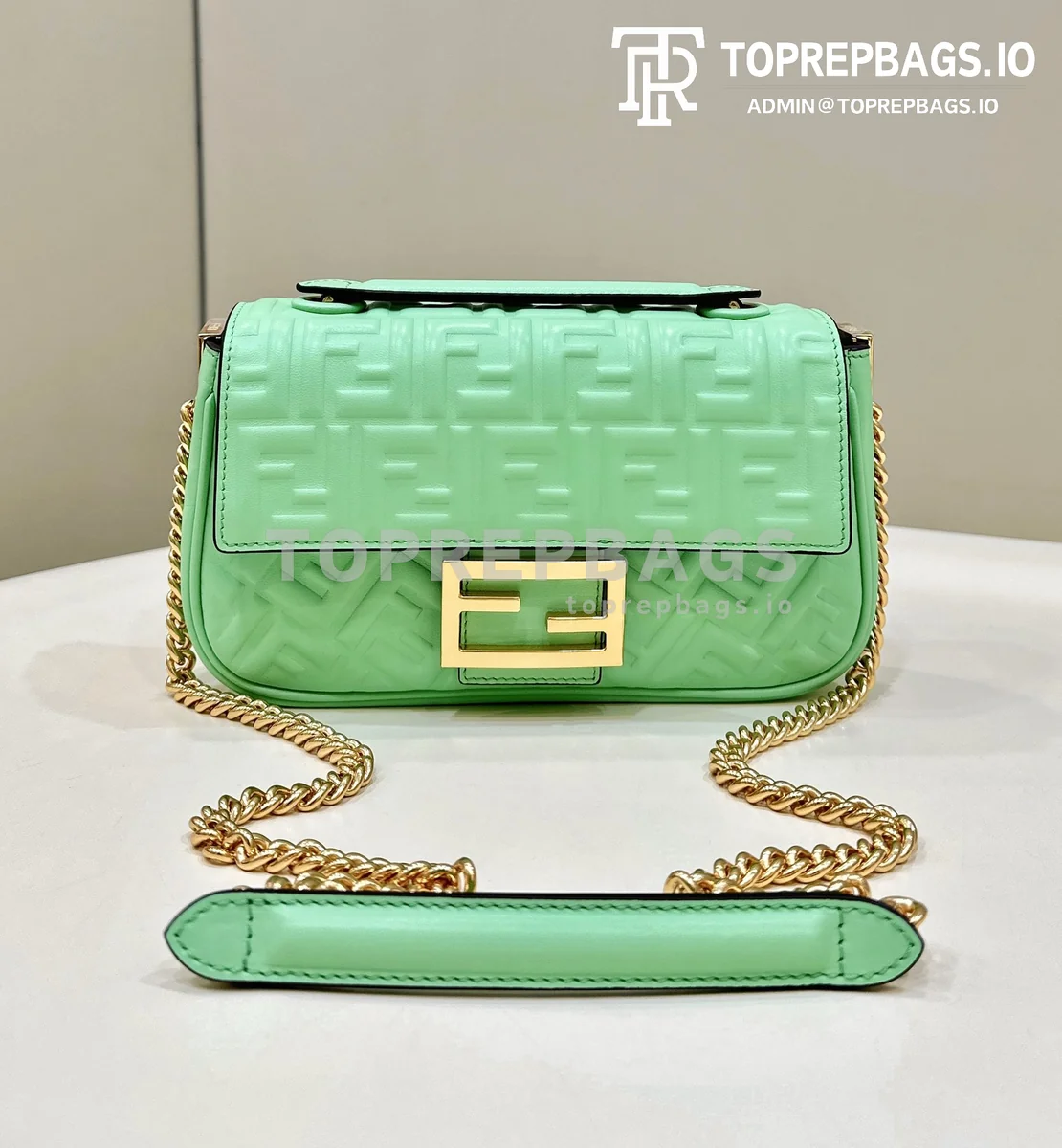i1683883470_7838_0 Fendi Baguette in Green