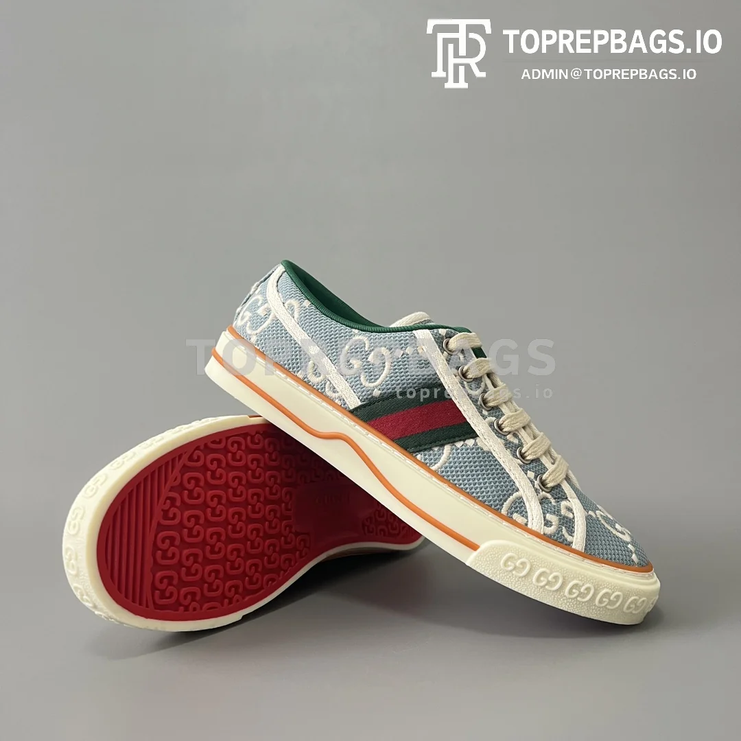 i1686124162_2167_8 Gucci Tennis 1977 in Blue