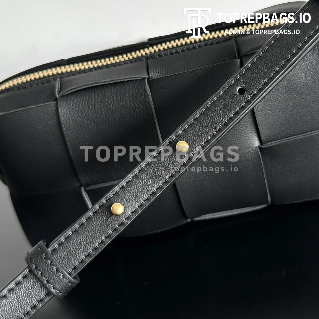 i1686839652_9501_4 Bottega Veneta Brick Cassette in Black