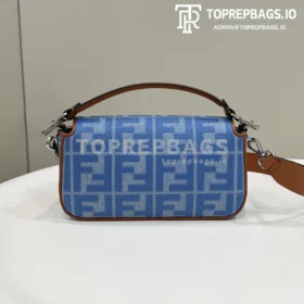 Fendi Baguette in Blue