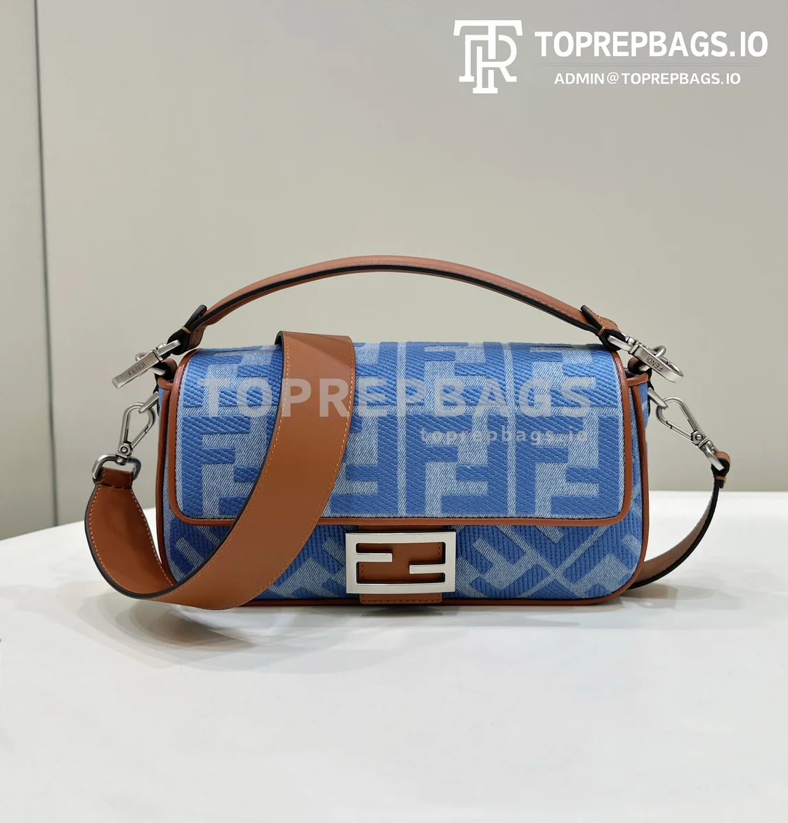 i1687514364_9739_0 Fendi Baguette in Blue