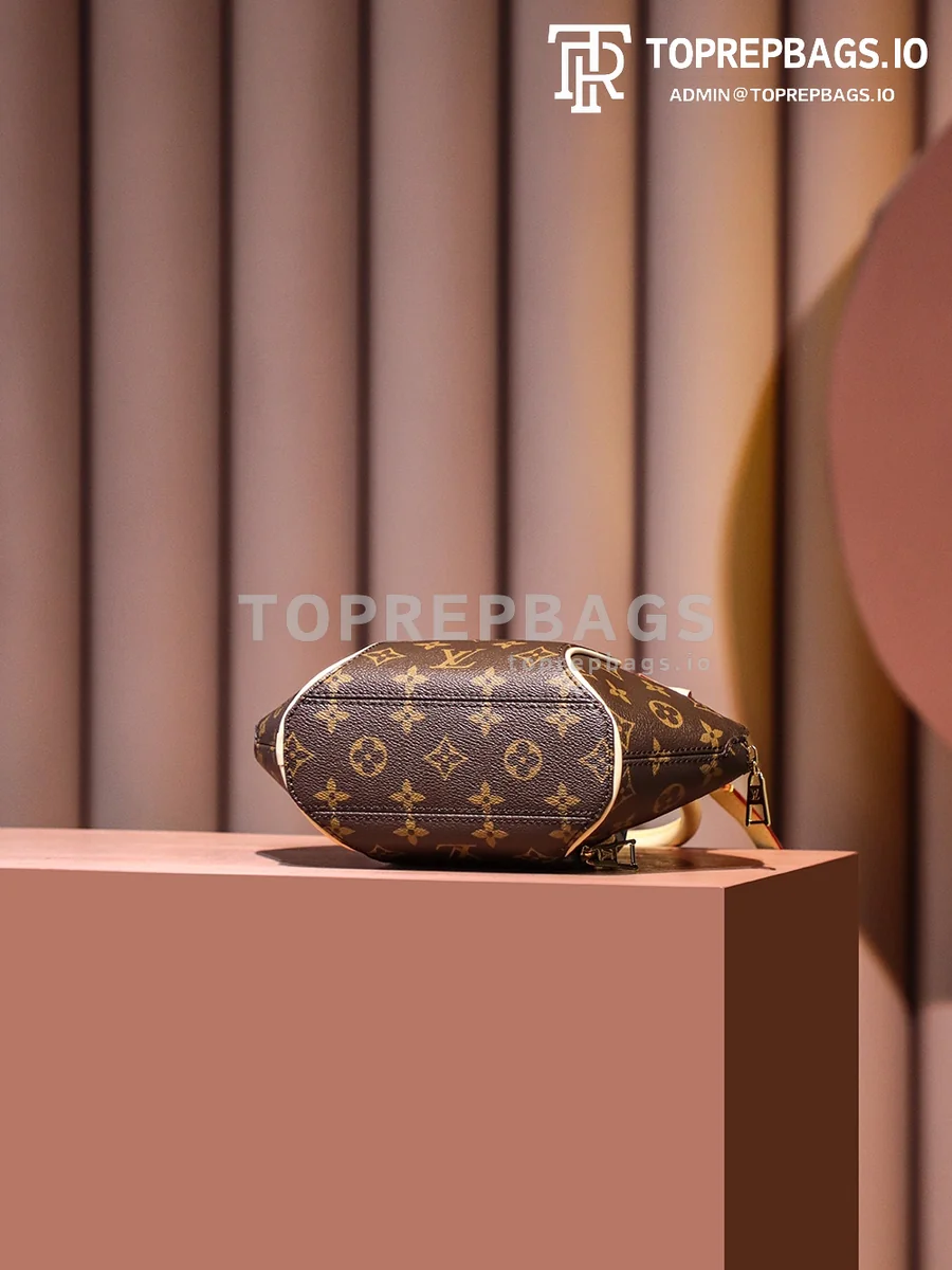 i1687944829_6141_2 Louis Vuitton Ellipse in Brown