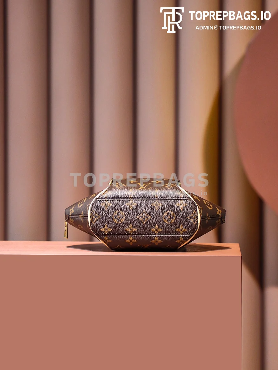 i1687944829_6991_6 Louis Vuitton Ellipse in Brown