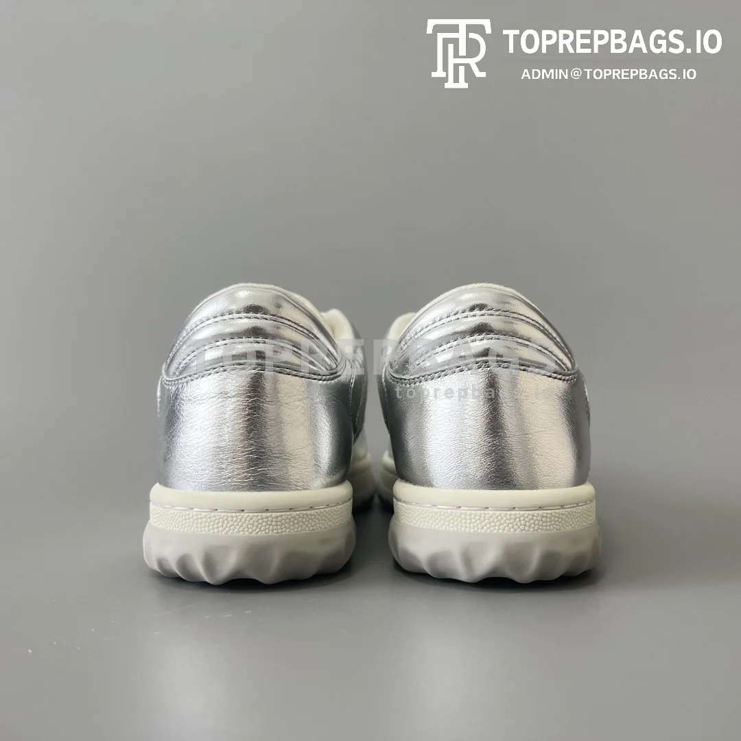 i1689131192_1057_4 Gucci Mac80 in Silver