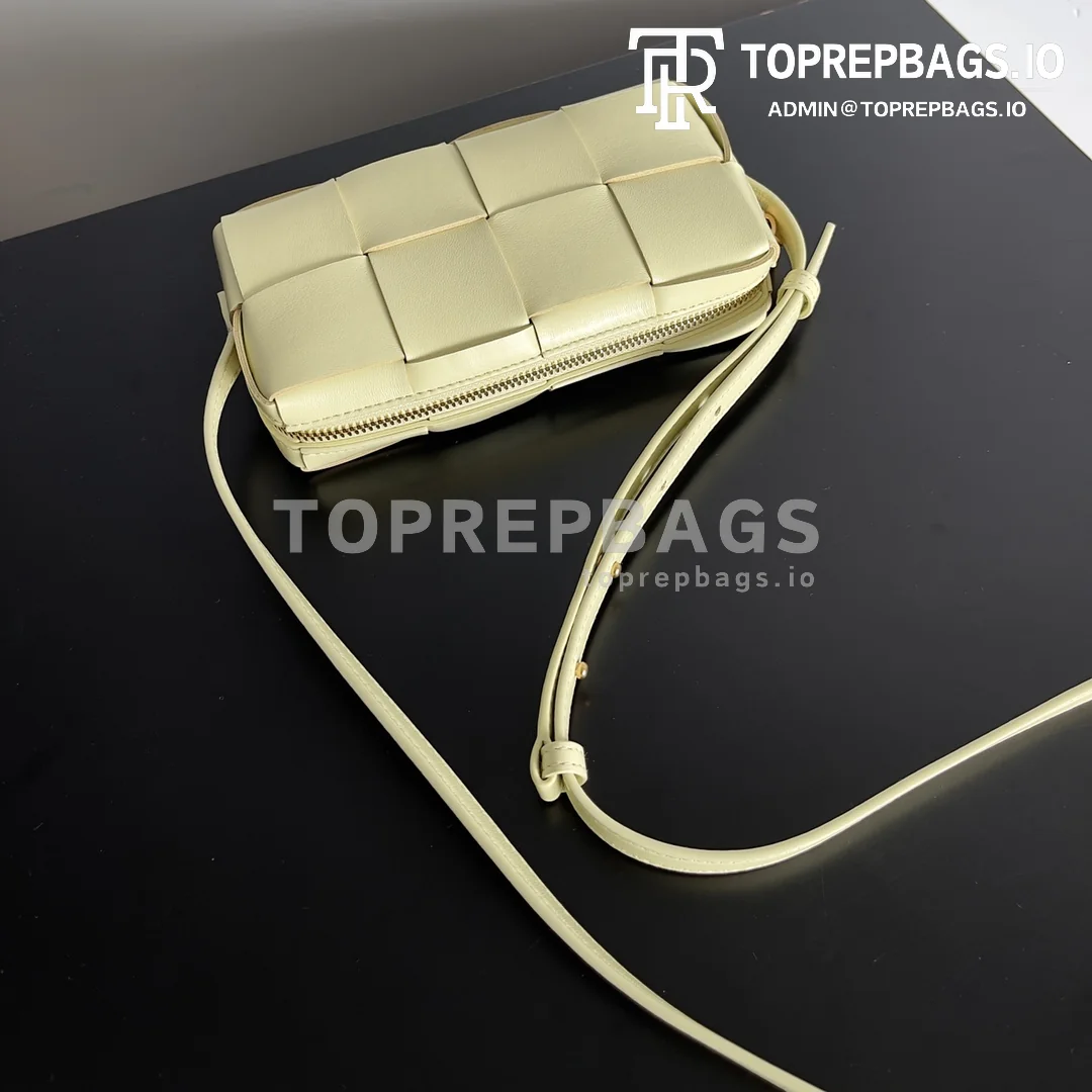 i1689834059_6719_5 Bottega Veneta Brick Cassette Small in Green
