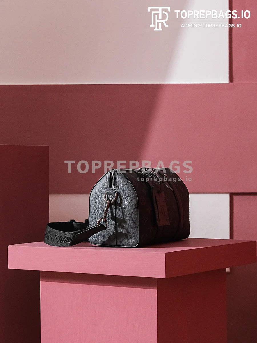 i1689847068_1276_2 Louis Vuitton Keepall in Black