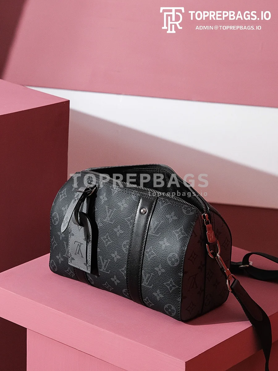i1689847068_540_8 Louis Vuitton Keepall in Black