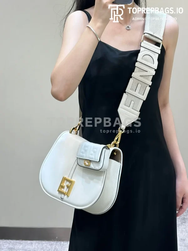 i1690453934_5652_2 Fendi C'mon in White