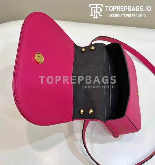 i1690454366_4273_8 Fendi C'mon in Pink