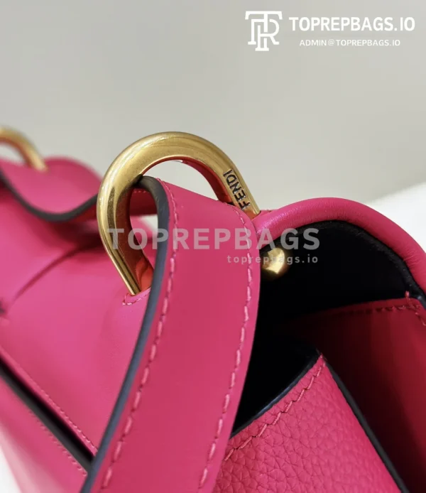 i1690454366_5245_7 Fendi C'mon in Pink