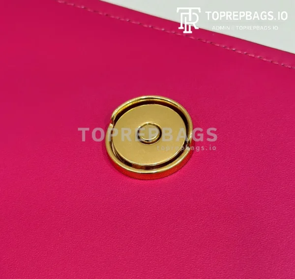 i1690454366_8323_5 Fendi C'mon in Pink