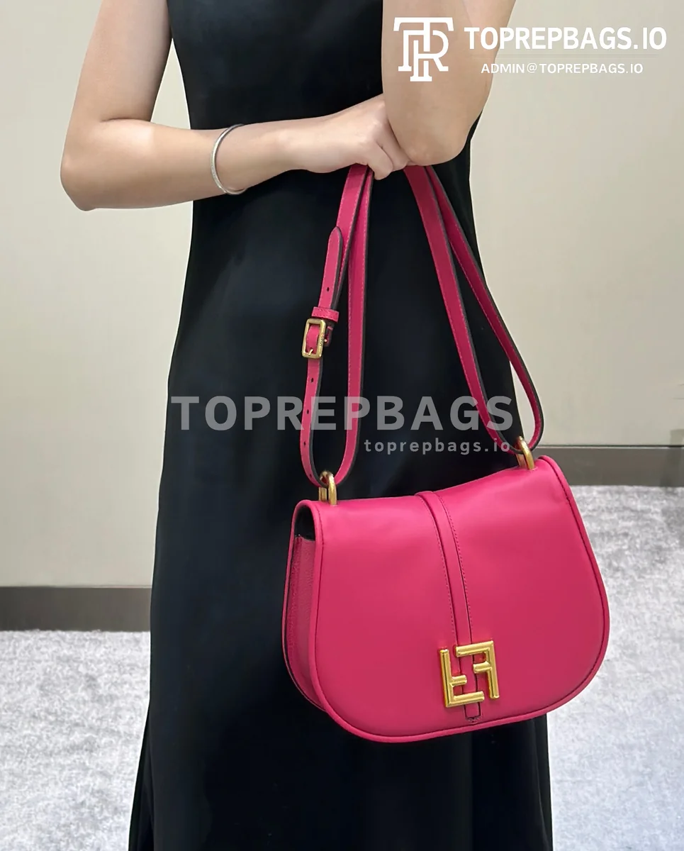 i1690454559_6975_1 Fendi C'mon in Pink