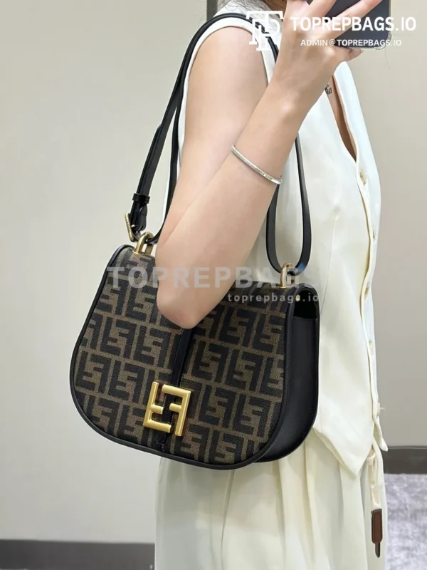 i1690537450_6384_1 Fendi C'mon in Brown