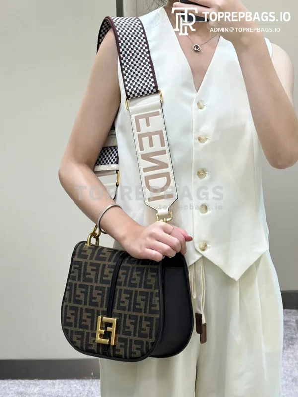 i1690537450_7927_5 Fendi C'mon in Brown